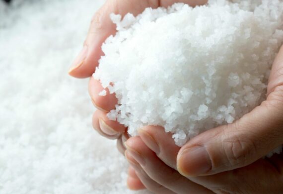 Zoom sur les effets néfastes du sel sur votre organisme
