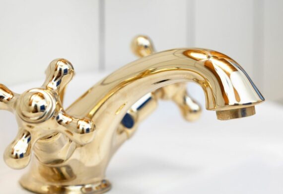Comment rendre l’eau moins calcaire ?